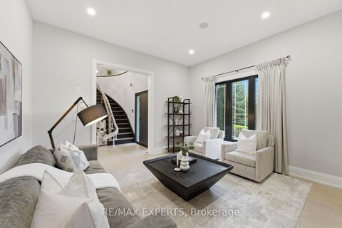 Photo 8 at 56 Mapledown Way, Rural Vaughan, Vaughan