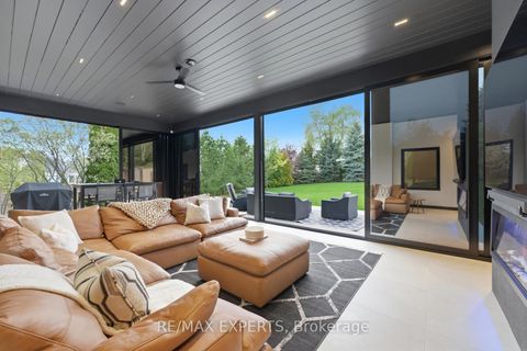Photo 16 at 56 Mapledown Way, Rural Vaughan, Vaughan