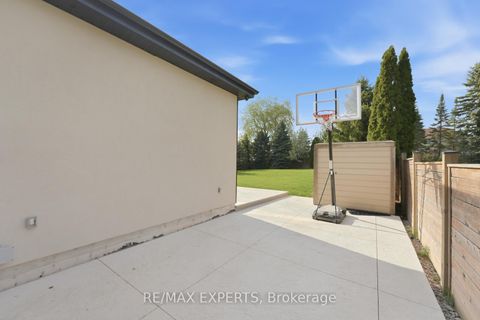 Photo 45 at 56 Mapledown Way, Rural Vaughan, Vaughan