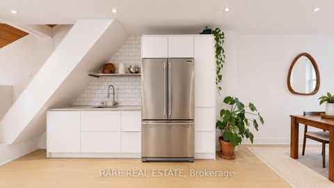 Photo 3 at 48 Redwood Avenue, Coxwell, Toronto