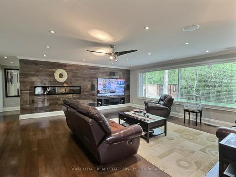 Photo 3 at 45 Greenbrook Drive, Greenbrook, Toronto