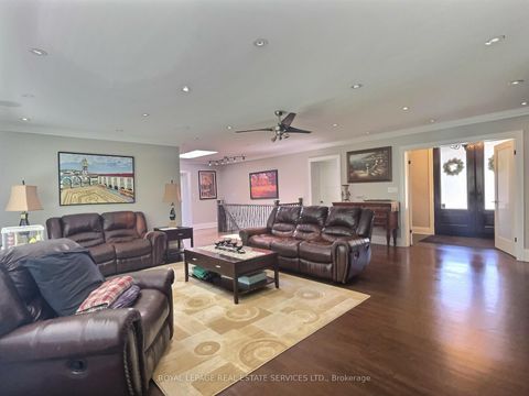 Photo 5 at 45 Greenbrook Drive, Greenbrook, Toronto