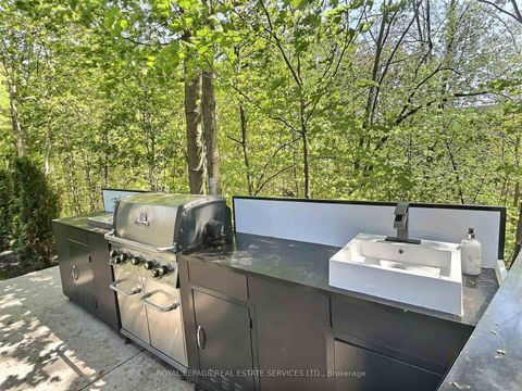 Photo 34 at 45 Greenbrook Drive, Greenbrook, Toronto