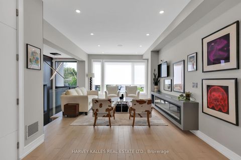 Photo 3 at 35 Wilmington Avenue, Bathurst Manor, Toronto