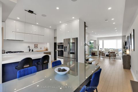 Photo 13 at 35 Wilmington Avenue, Bathurst Manor, Toronto