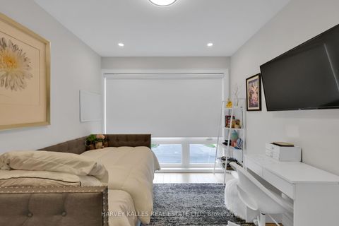 Photo 30 at 35 Wilmington Avenue, Bathurst Manor, Toronto