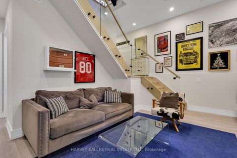 Photo 37 at 35 Wilmington Avenue, Bathurst Manor, Toronto