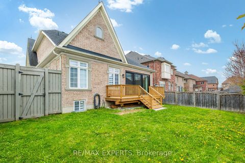 Photo 47 at 12 Valley Point Crescent, King City, King