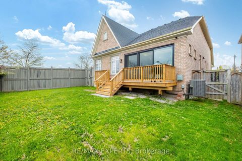 Photo 49 at 12 Valley Point Crescent, King City, King