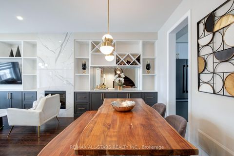Photo 12 at 212 East's Corners Boulevard, Kleinburg, Vaughan