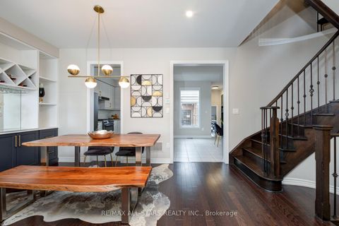 Photo 13 at 212 East's Corners Boulevard, Kleinburg, Vaughan