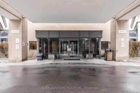 Photo 5 at 1010 - 3 Hickory Tree Drive, Weston, Toronto