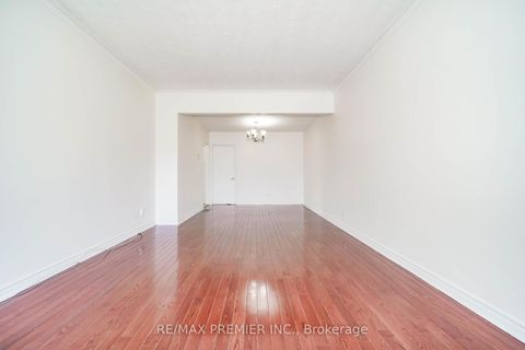 Photo 10 at 14 Yatescastle Drive, Jane Heights, Toronto