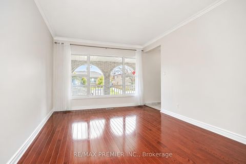 Photo 14 at 14 Yatescastle Drive, Jane Heights, Toronto