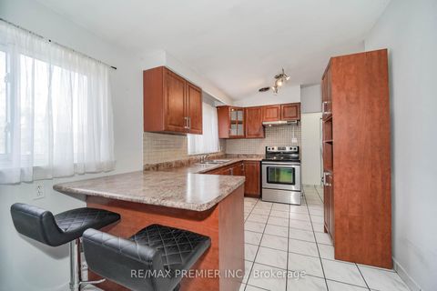 Photo 16 at 14 Yatescastle Drive, Jane Heights, Toronto