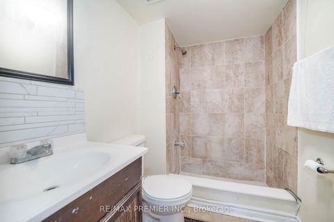 Photo 34 at 14 Yatescastle Drive, Jane Heights, Toronto