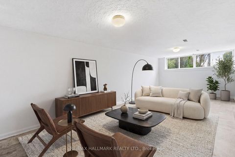 Photo 18 at 54 Gotham Court, Amesbury, Toronto