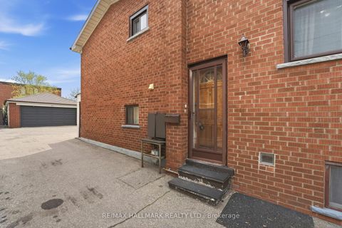 Photo 21 at 54 Gotham Court, Amesbury, Toronto