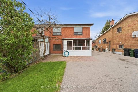Photo 23 at 54 Gotham Court, Amesbury, Toronto