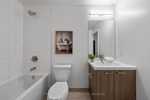 Photo 10 at 1001 - 20 Soudan Avenue, Mount Pleasant West, Toronto