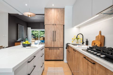 Photo 6 at 98 Dixon Avenue, The Beaches, Toronto