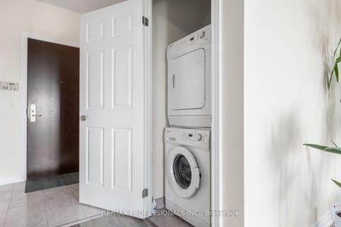 Photo 11 at 801 - 1135 Royal York Road, Humber Valley, Toronto