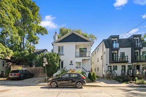 Photo 2 at 371 Howland Avenue, Casa Loma, Toronto