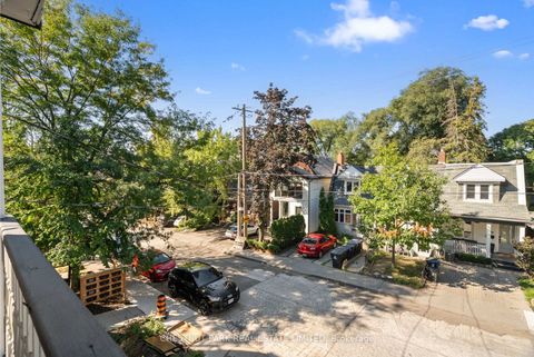 Photo 30 at 371 Howland Avenue, Casa Loma, Toronto