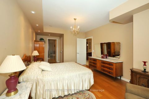 Photo 11 at 407 - 9235 Jane Street, Maple, Vaughan