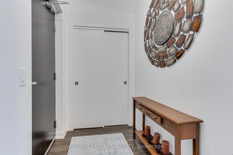 Photo 7 at 418 - 430 ESSA Road, Holly, Barrie