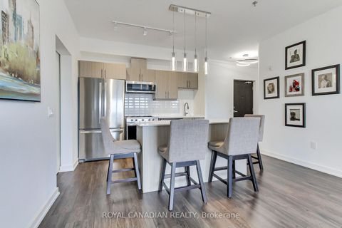 Photo 8 at 418 - 430 ESSA Road, Holly, Barrie