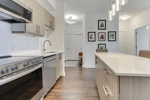 Photo 15 at 418 - 430 ESSA Road, Holly, Barrie