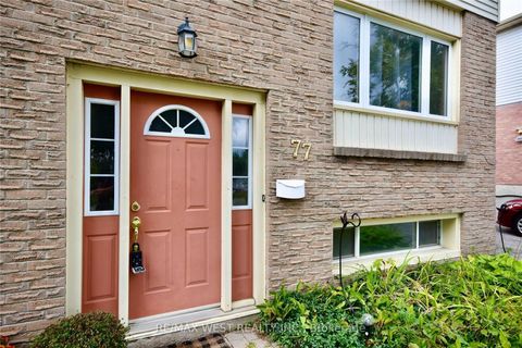 Photo 1 at 77 Carlton Road, Cundles East, Barrie