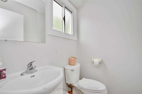 Photo 7 at 77 Carlton Road, Cundles East, Barrie