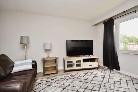 Photo 9 at 77 Carlton Road, Cundles East, Barrie