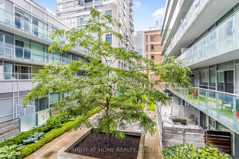 Photo 10 at 311 - 199 Richmond Street W, Waterfront Communities C1, Toronto