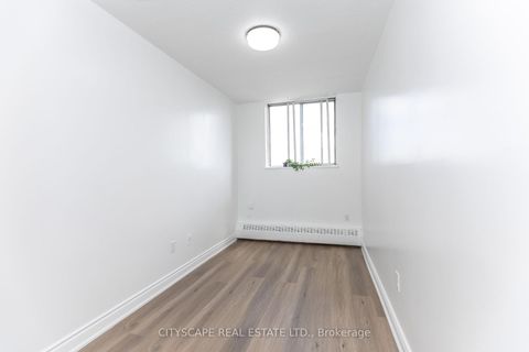 Photo 2 at 1005 - 940 Caledonia Road, Glen Park, Toronto