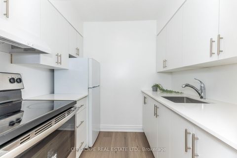 Photo 12 at 1005 - 940 Caledonia Road, Glen Park, Toronto