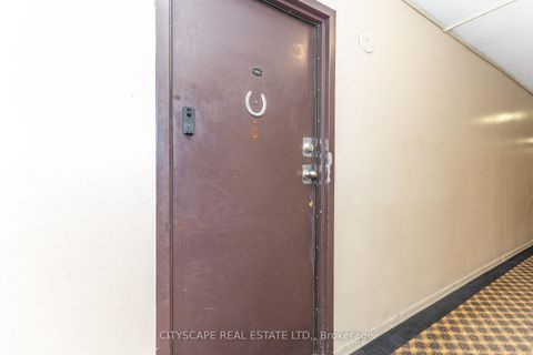 Photo 14 at 1005 - 940 Caledonia Road, Glen Park, Toronto