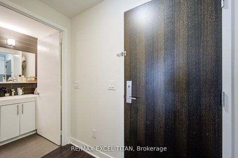 Photo 8 at 417 - 156 Portland Street, Waterfront Communities C1, Toronto