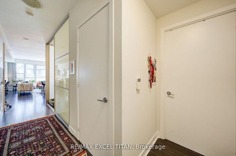Photo 9 at 417 - 156 Portland Street, Waterfront Communities C1, Toronto