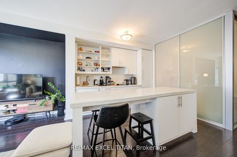 Photo 12 at 417 - 156 Portland Street, Waterfront Communities C1, Toronto