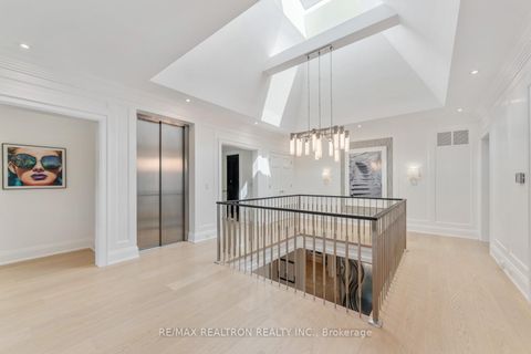 Photo 18 at 20 Sunbeam Avenue, Clanton Park, Toronto