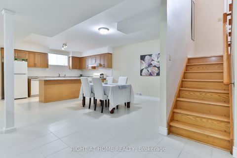 Photo 13 at 459 Maple Leaf Drive, Maple Leaf, Toronto