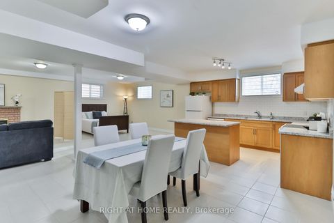 Photo 14 at 459 Maple Leaf Drive, Maple Leaf, Toronto