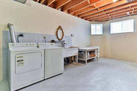 Photo 21 at 459 Maple Leaf Drive, Maple Leaf, Toronto