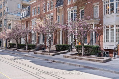 Photo 1 at Th B - 12 Portland Street, Waterfront Communities C1, Toronto