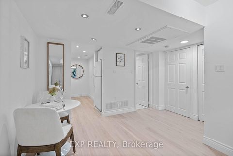Photo 11 at Th B - 12 Portland Street, Waterfront Communities C1, Toronto
