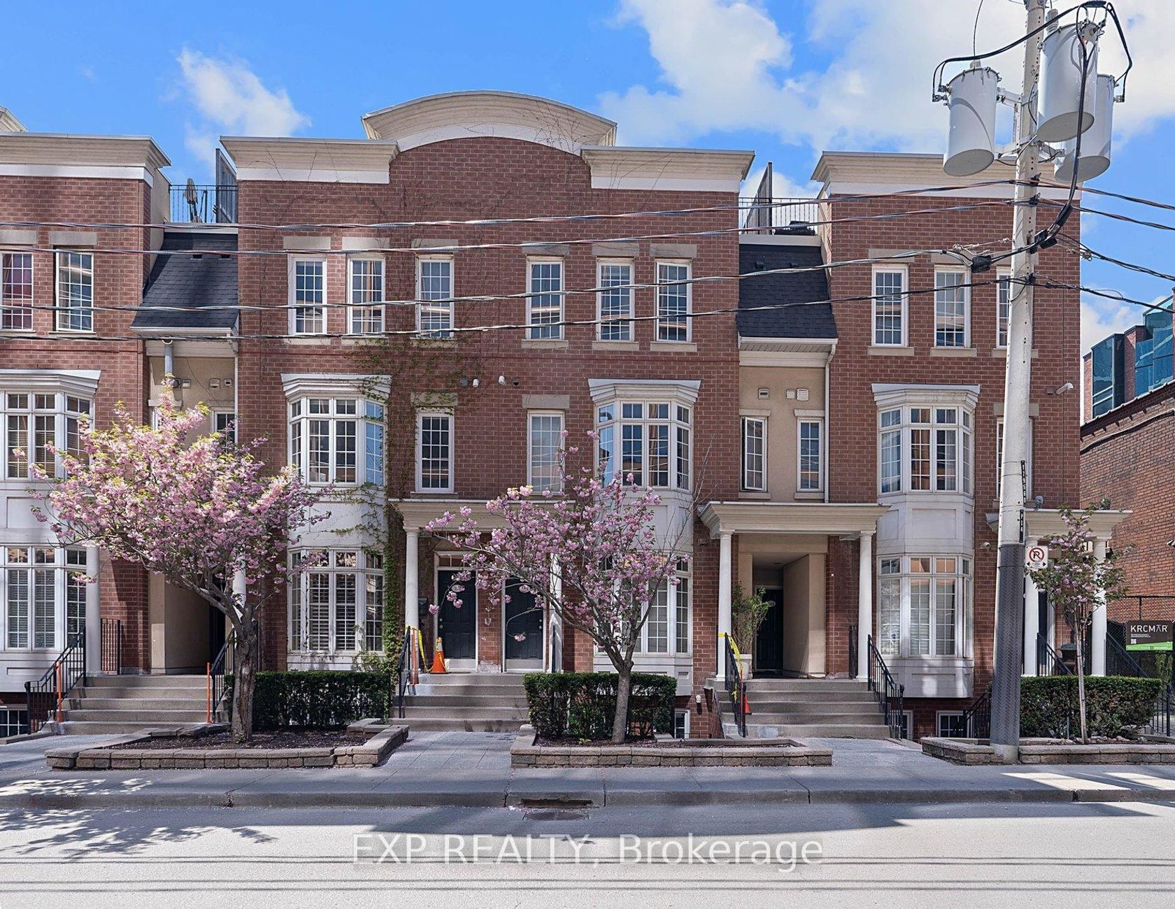 Th B - 12 Portland Street, Waterfront Communities C1, Toronto photo 5