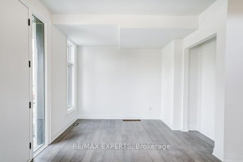 Photo 4 at 14A Mccachen Street, Oak Ridges, Richmond Hill